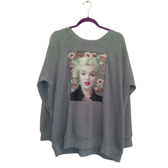 TORRID X MARYLIN MONROE SWEATER - Picture 2 of 10